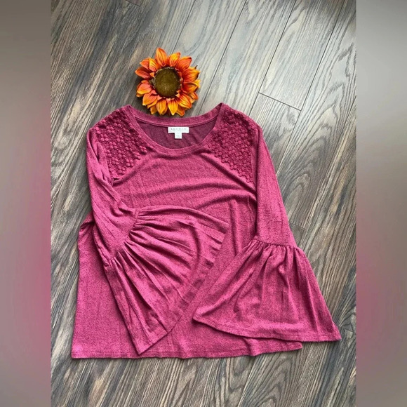 🦋B2G1🦋STUDIO JPR Red Marbled 3/4 Bell Sleeved Sweater | LARGE | - Picture 6 of 8